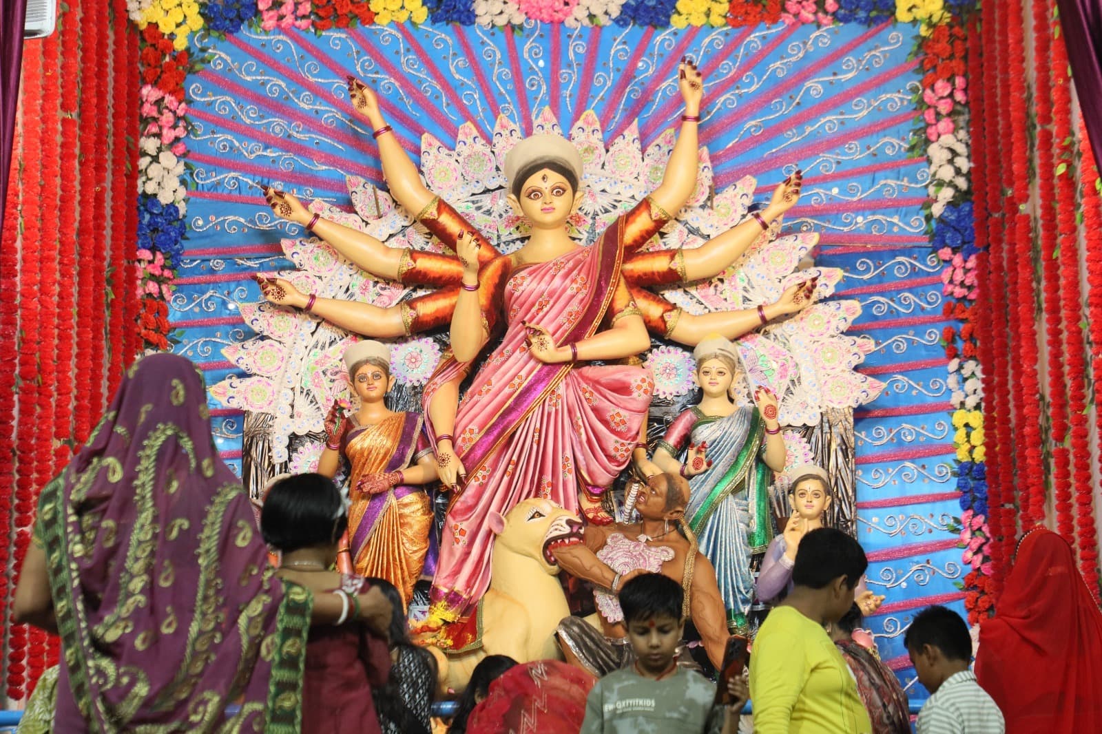 आज खुलेगा पट, माता के दर्शन को उमड़ेंगे श्रद्धालु