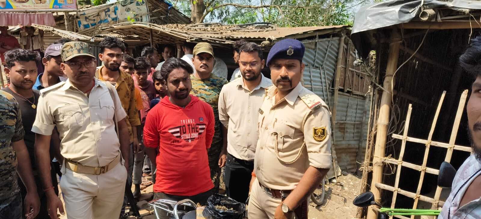 223 ग्राम गांजा के साथ युवक गिरफ्तार