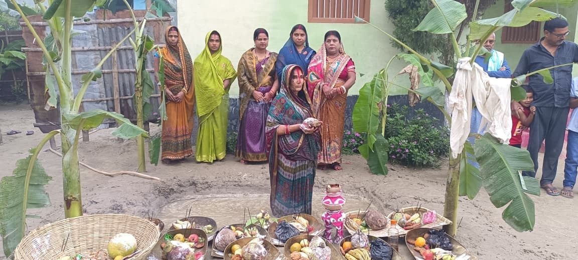 उदीयमान सूर्य को अर्घ्य के साथ चैती छठ संपन्न