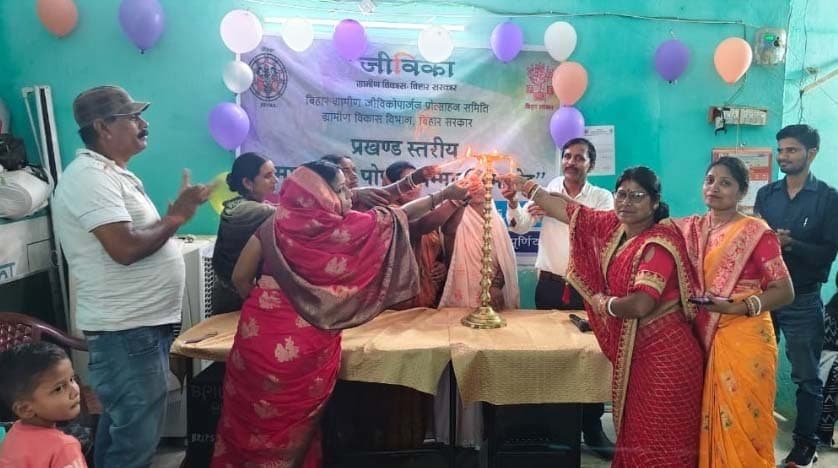 मातृ शिशु पोषण अभियान में बेहतर कार्य के लिए हुए पुरस्कृत