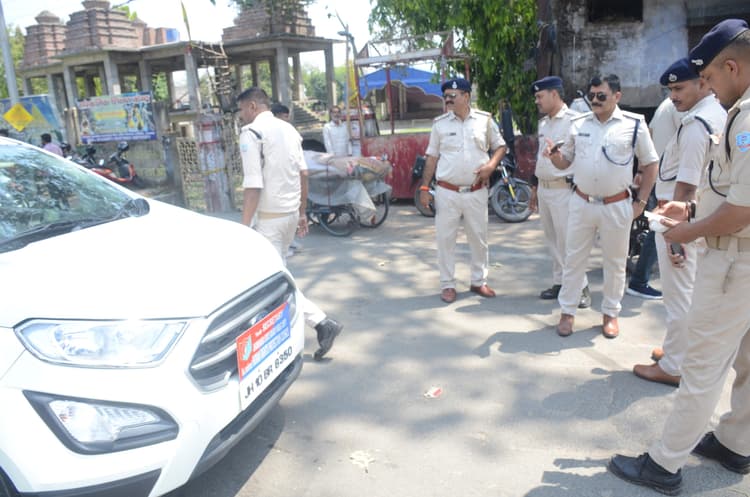 Dhanbad News: 678 वाहनों की जांच, 248 वाहन चालकों का कटा चालान