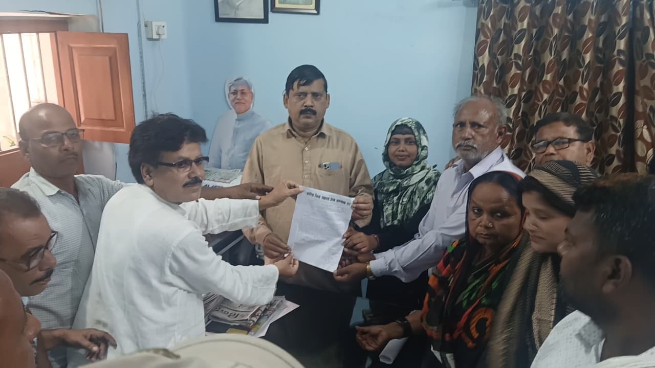 प्रेरकों की किसी दूसरे पद पर करें बहाली