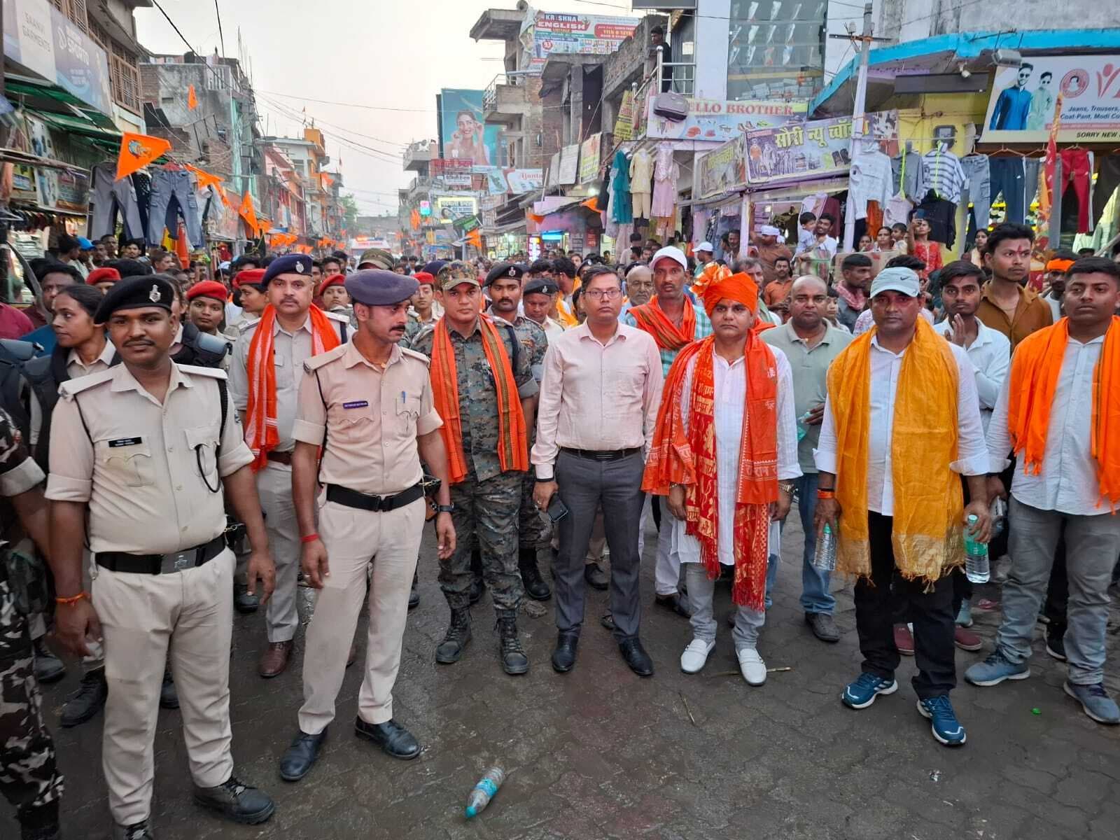 मनिहारी में भव्य रामनवमी शोभायात्रा निकाली