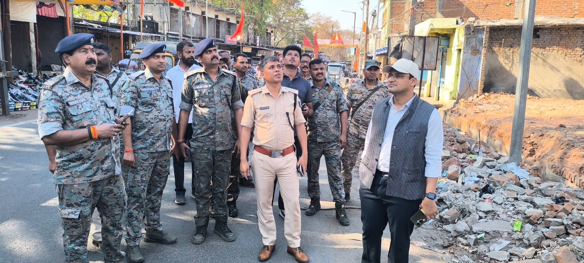 Giridih News :शहर में चप्पे-चप्पे पर तैनात रहेगी पुलिस