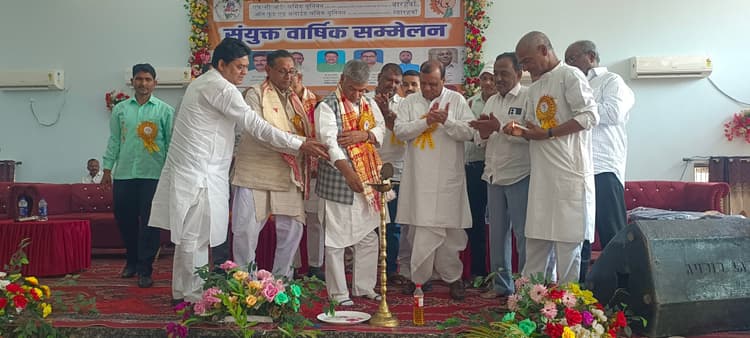 Deoghar News : एफसीआइ में ठेका प्रथा समाप्त करने की उठी जोरदार मांग, हक के लिए संघर्ष का आह्वान