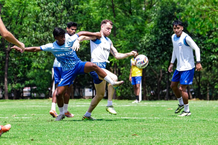 Jfc start trainning for mohan bagan match : मोहन बागान से मुकाबले किए जेएफसी ने शुरू की ट्रेनिंग