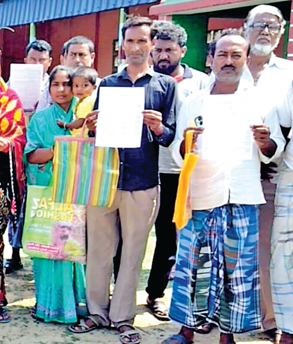 दादपुर में 126 वोटर्स के नाम सूची से गायब, जताया विक्षोभ