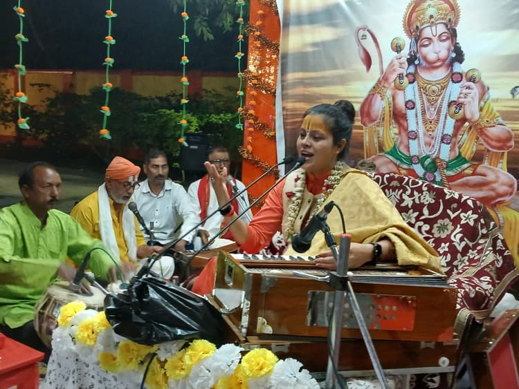 श्रद्धा और विश्वास के साथ पूजा करने वाले का कभी अहित नहीं होता : शैल प्रिया पांडे