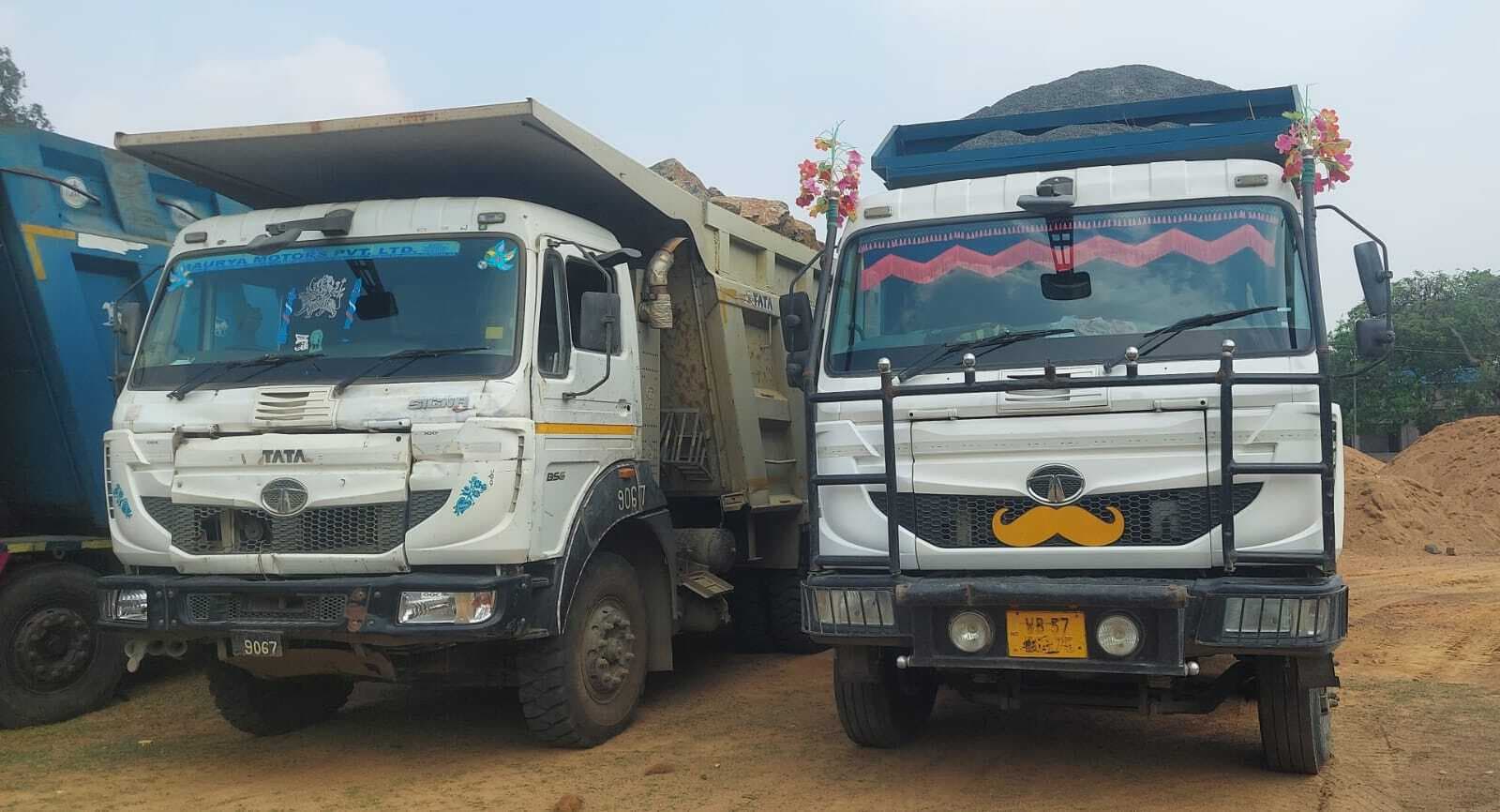 बिना चालान के ओवरलोड दो हाइवा डीटीओ ने किया जब्त