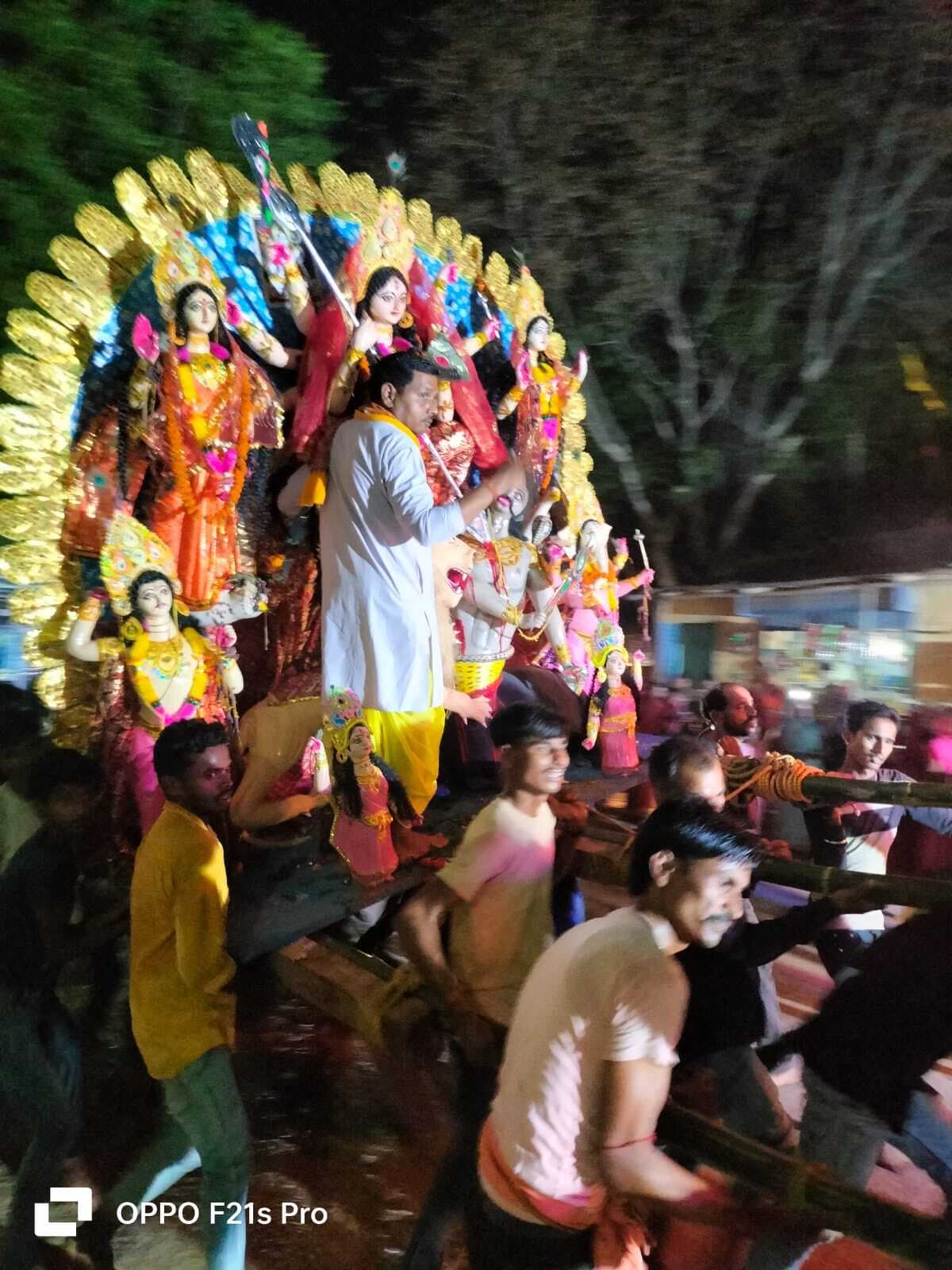 श्रद्धा और भावनाओं के संग सम्पन्न हुई चैती दुर्गा पूजा, नम आंखों से मां को दी विदाई