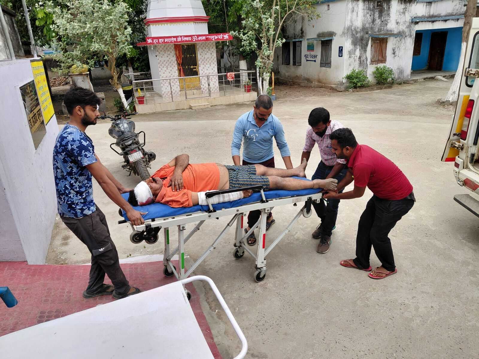 अलग-अलग जगहों पर हुई मारपीट में महिला समेत 13 लोग जख्मी, दो रेफर