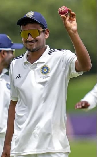 Hp bodhanwala trophy jamshedpur win : मनीषी के पांच विकेट व विवेक के शतक से जमशेदपुर जीता