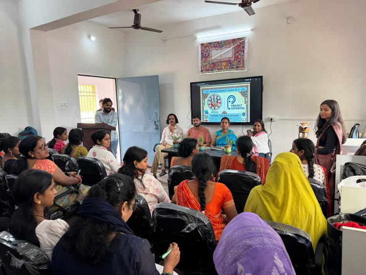 जीविका लाइब्रेरी से संवरेगा युवाओं का भविष्य