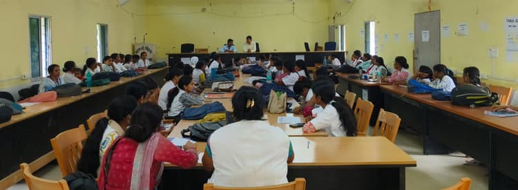 स्वास्थ्य सेवाओं की समीक्षा, एएनएम को सख्त निर्देश