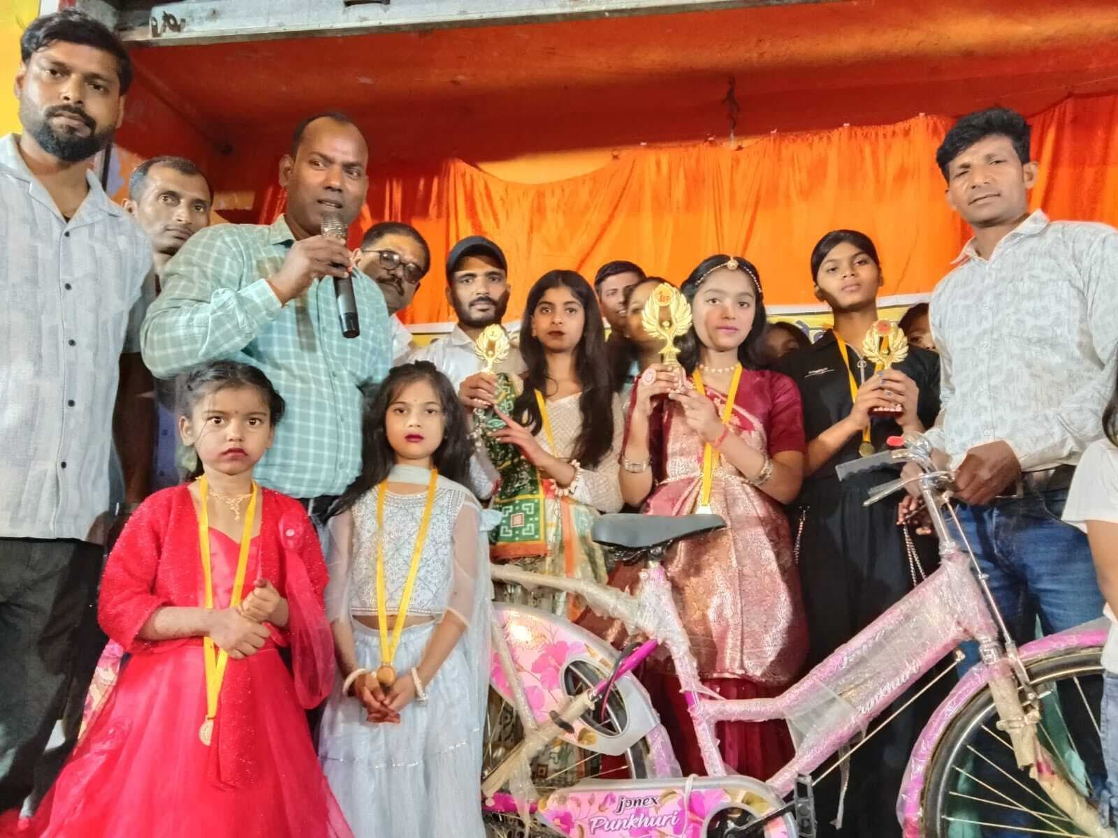 आहा नाचो-नाचो में आंशी प्रथम, आंचल द्वितीय व रागिनी को मिला तृतीय स्थान