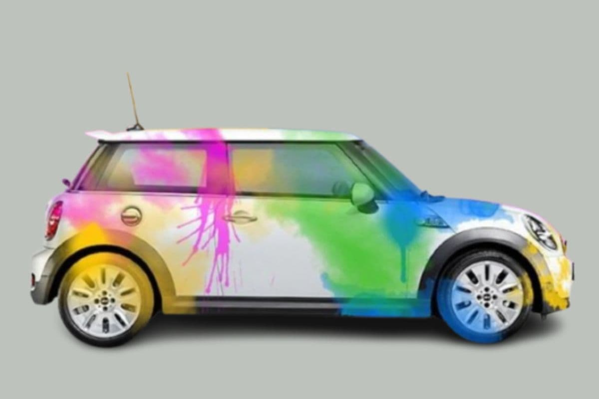 होली के रंगों ने कार को कैनवास बना दिया? कायदे से ऐसे करें सफाई