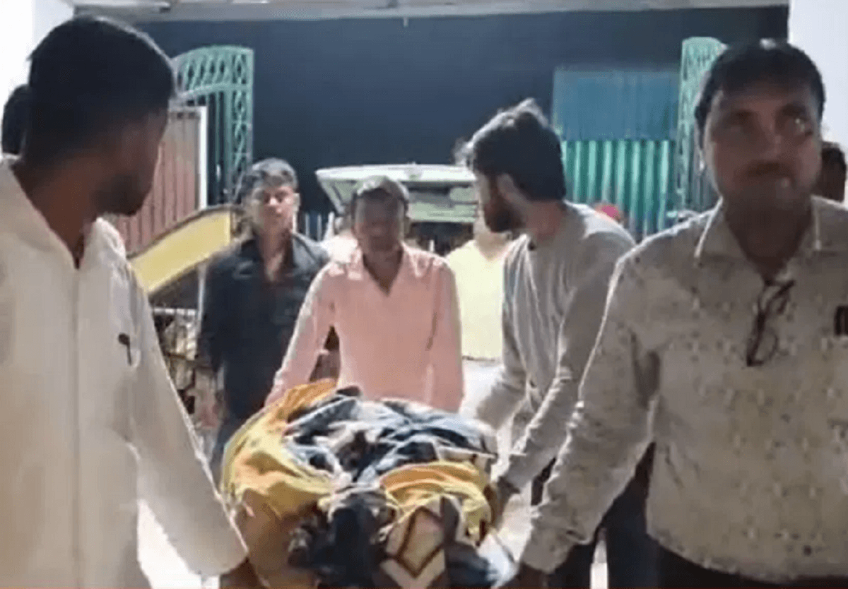 मालदा में कांग्रेस कार्यकर्ता पर हमला, घर से घसीटकर लोहे की रॉड से हुई पिटाई