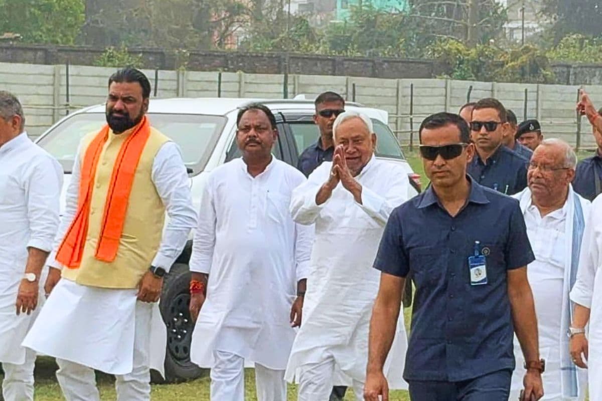 बेगूसराय में गूंजे ‘निशांत कुमार को सीएम बनाओ’ के नारे, समृद्धि यात्रा के आखिरी दिन दिखा अलग सियासी नजारा