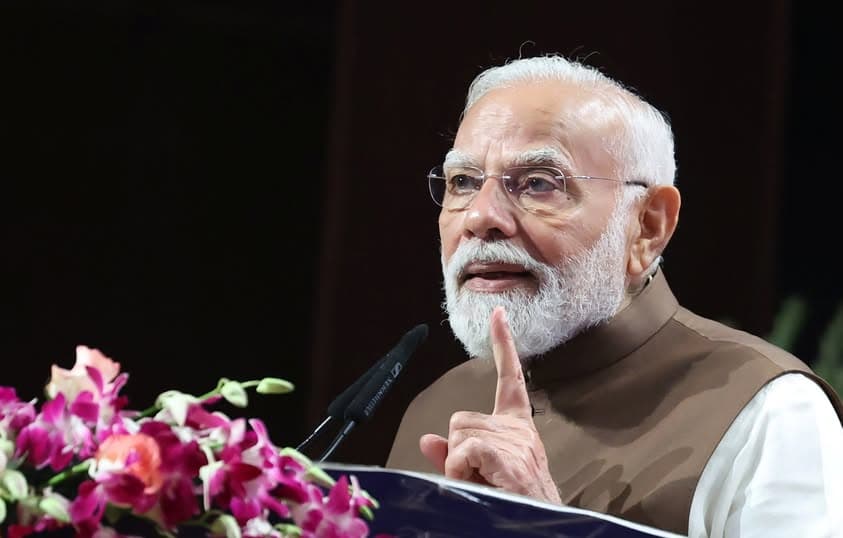 Middle East War: पश्चिम एशिया के हालात चिंताजनक, भारतीयों की सुरक्षा हमारी प्राथमिकता