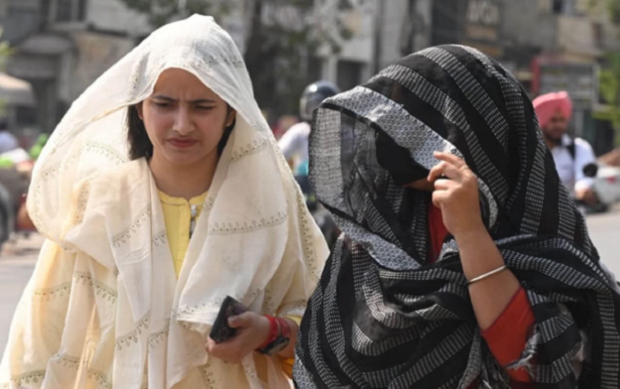 Bengal Weather: बंगाल में आनेवाला है अब लू वाला मौसम, पसीने और उमस के लिए रहिये तैयार