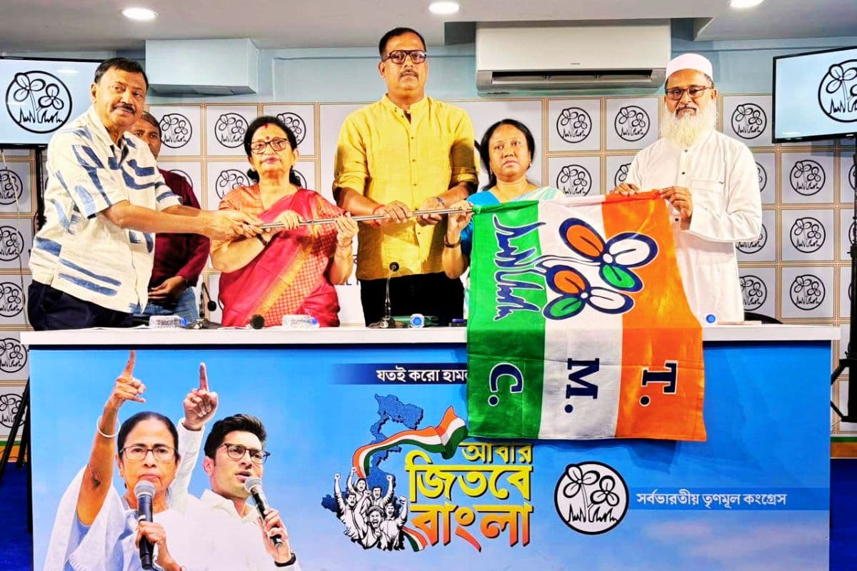 बंगाल चुनाव 2026 : ममता बनर्जी का मास्टरस्ट्रोक! खेल, संताल और अल्पसंख्यक कार्ड से विपक्ष की घेराबंदी