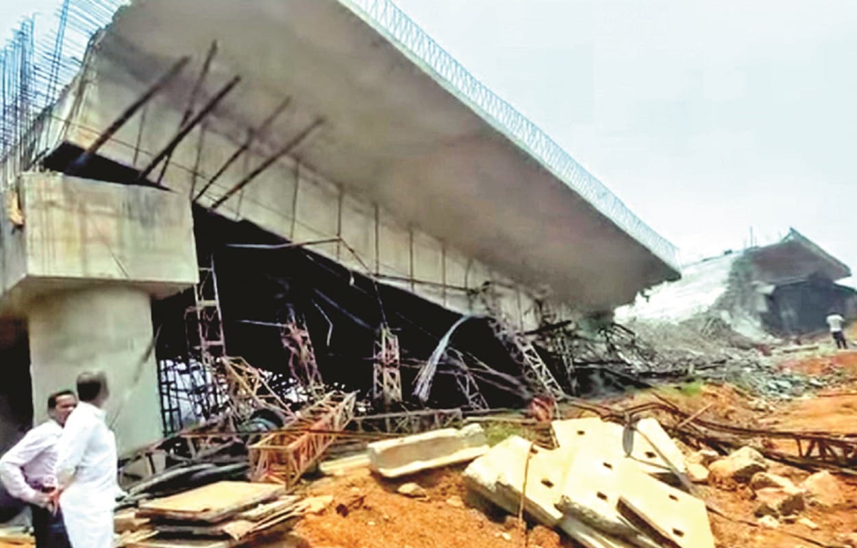 खड़गपुर में हाथियों के लिए बन रहा अंडरपास ढहा, गुणवत्ता पर उठे सवाल