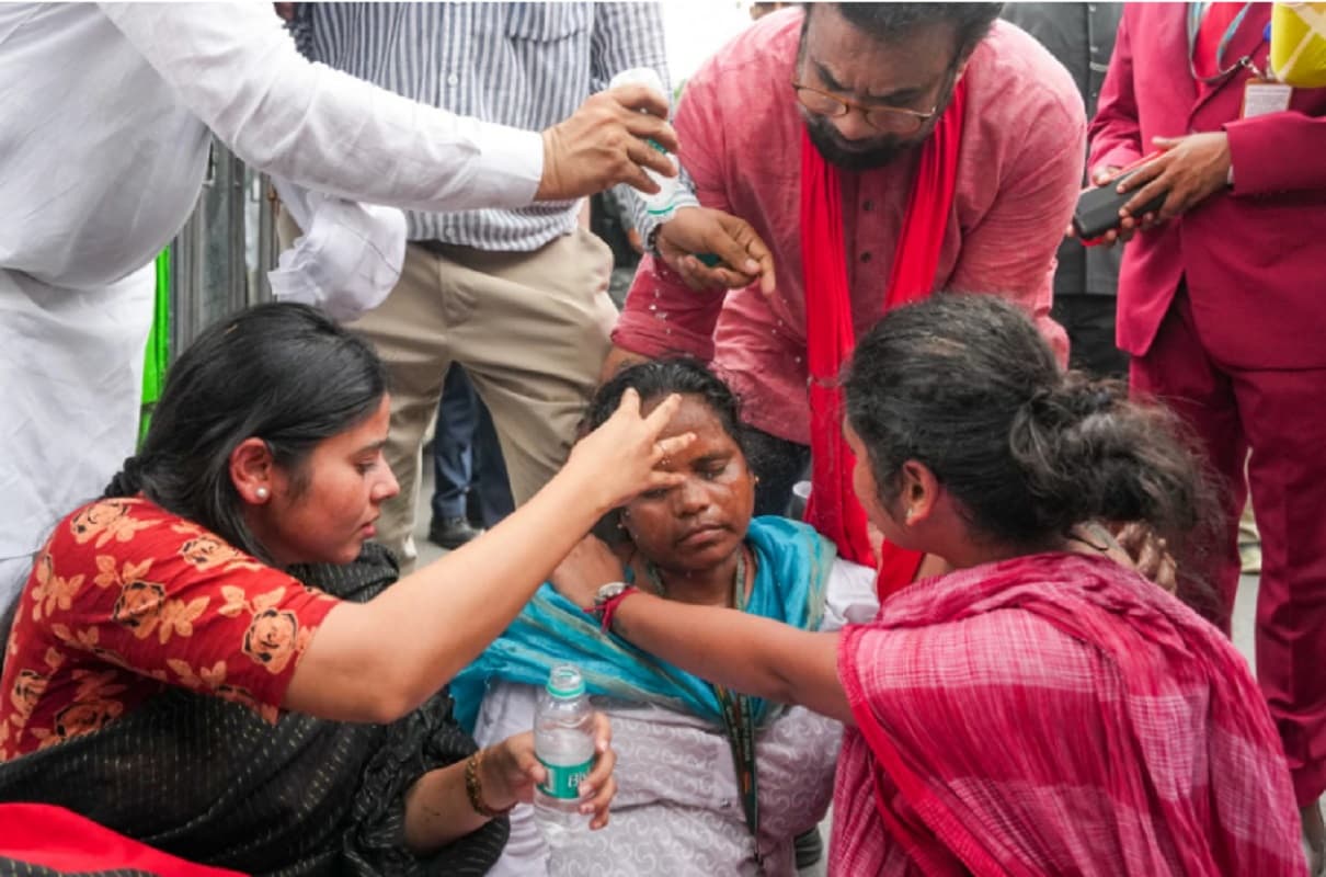 तृणमूल सांसद मिताली पर हमला, बोली-किसी तरह मेरी जान बच गई
