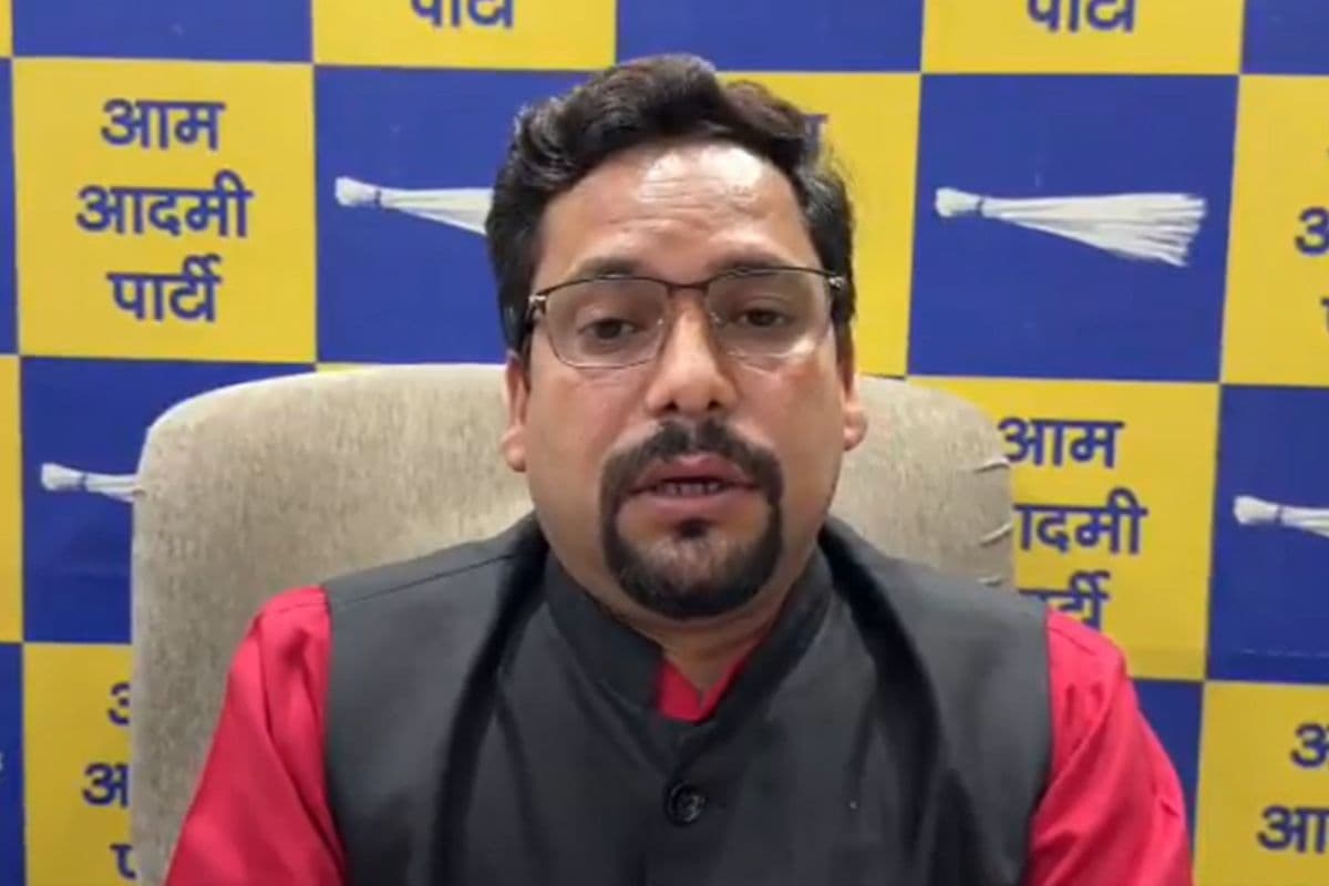 अब गुजरात में आम आदमी पार्टी आ गई टेंशन में, यहां जानें क्या है मामला