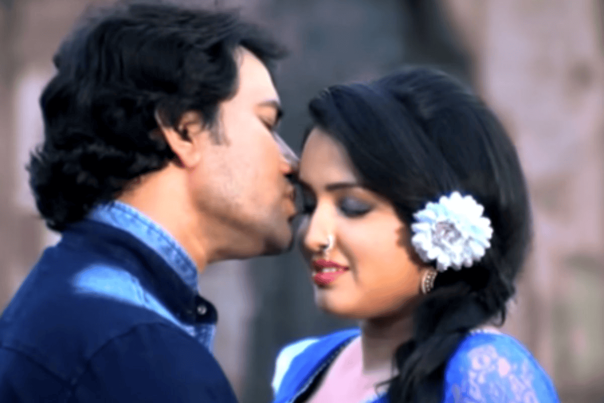 Aamrapali-Kajal Movies on Youtube: कभी सौतन तो कभी सहेली, यूट्यूब पर फ्री में देखें काजल-आम्रपाली की ये फिल्में