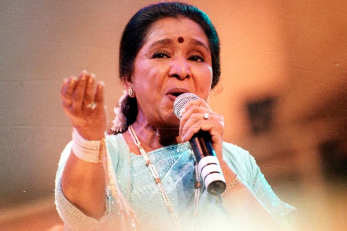 ‘पिया तू अब तो आजा’ से ‘इन आंखों की मस्ती’ तक, आशा भोसले के सदाबहार गीत हमेशा रहेंगे अमर