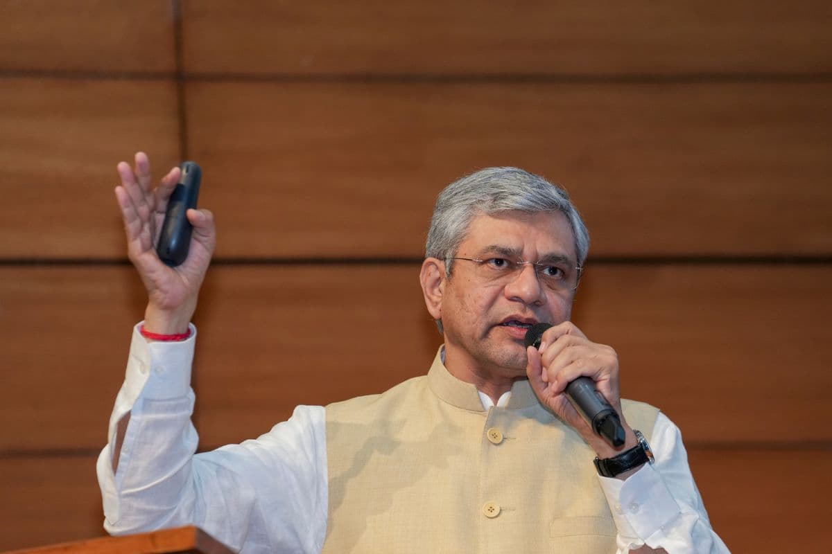 DA और DR में 2 प्रतिशत की बढ़ोतरी को केंद्र की मंजूरी, देखें मंत्रिमंडल के अहम फैसले
