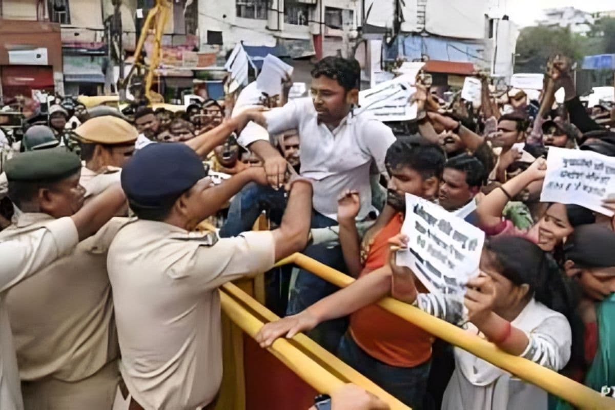 शिक्षक भर्ती परीक्षा में देरी पर बरसे तेजस्वी, बोले-युवाओं के भविष्य का कत्ल कर रही एनडीए सरकार