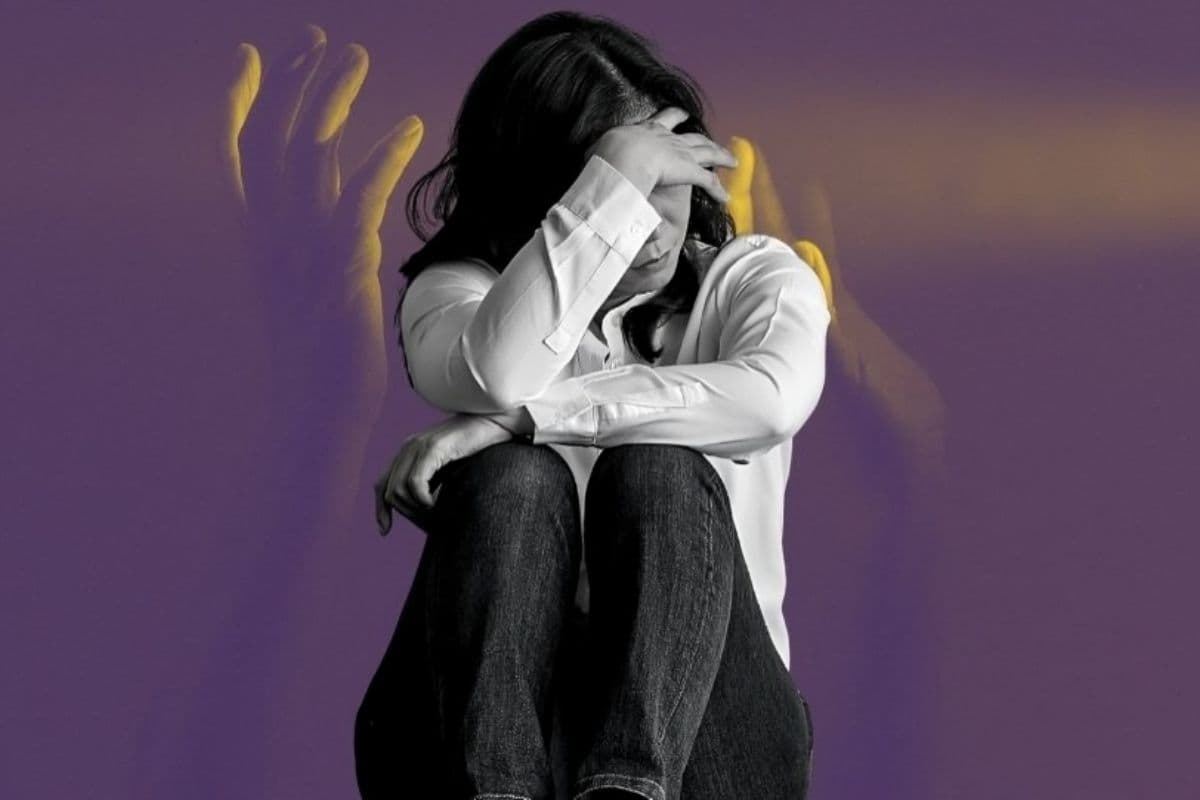 डिप्रेशन में आई लड़की कर रही थी सुसाइड की कोशिश, परिवार ने ऐसे बचाई जिंदगी