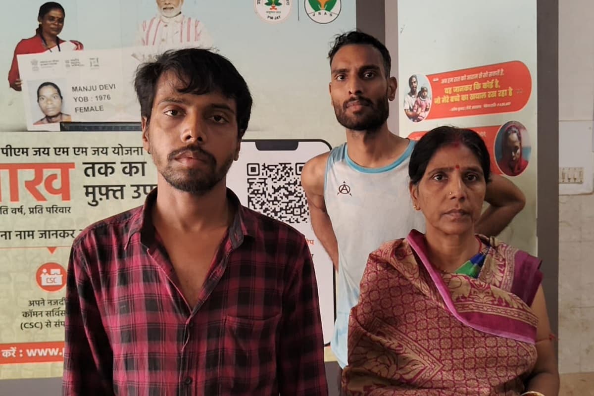 बोकारो के सदर अस्पताल के डॉक्टर पर महिला मरीज से मारपीट का आरोप, डीएस ने मांगा स्पष्टीकरण