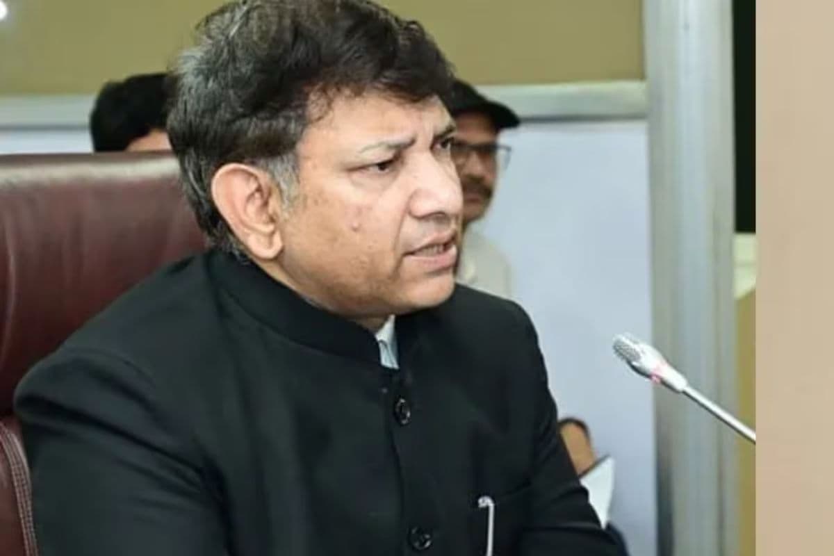 बिहार राजस्व विभाग में फेरबदल, हड़ताल के बीच हटाये गए सीके अनिल, जय सिंह को मिली जिम्मेदारी