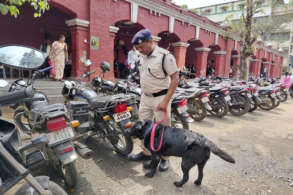 धनबाद सीजेएम कोर्ट को फिर बम से उड़ाने की धमकी, मचा हड़कंप