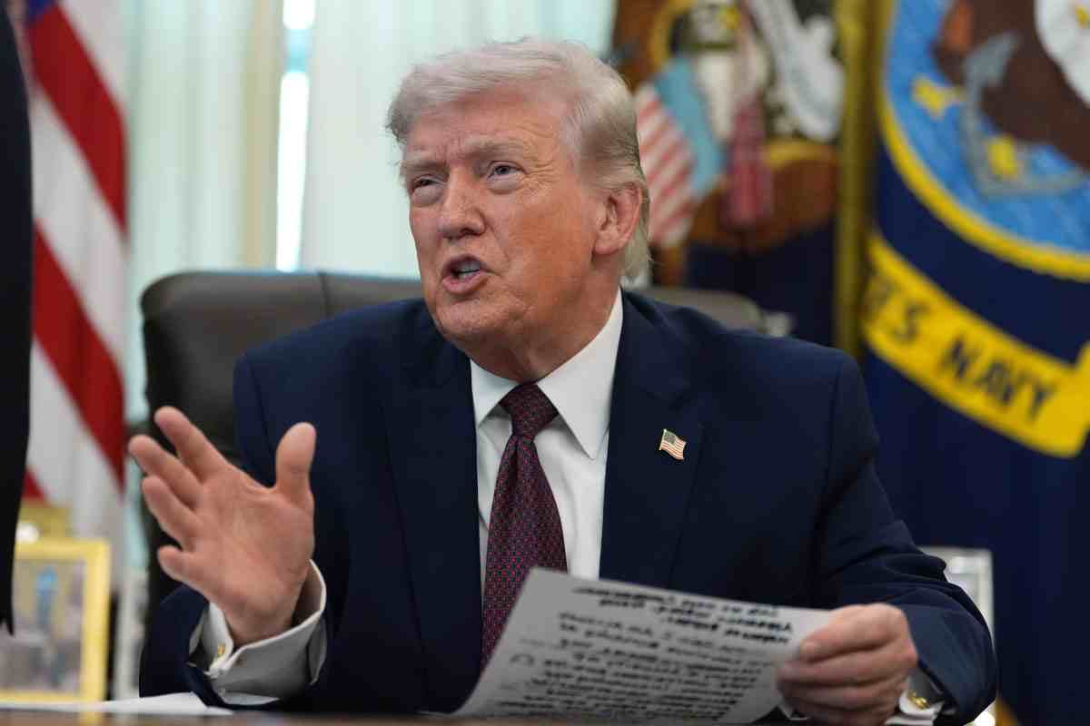 डोनाल्ड ट्रंप का दावा: यूरेनियम सौंपने पर ईरान राजी, समझौते के करीब अमेरिका-ईरान