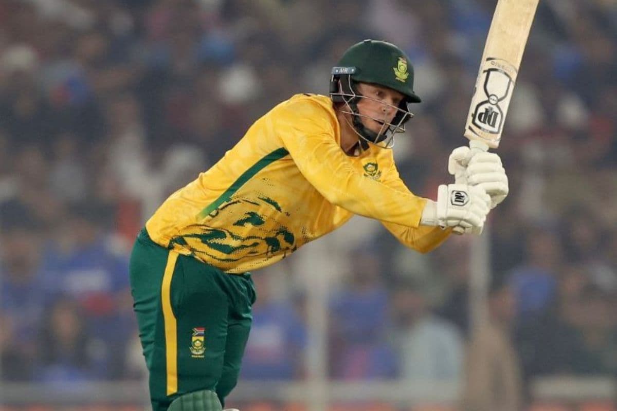 IPL 2026: वानिंदु हसरंगा की जगह दक्षिण अफ्रीकी जॉर्ज लिंडे LSG में शामिल, इतनी मिली कीमत