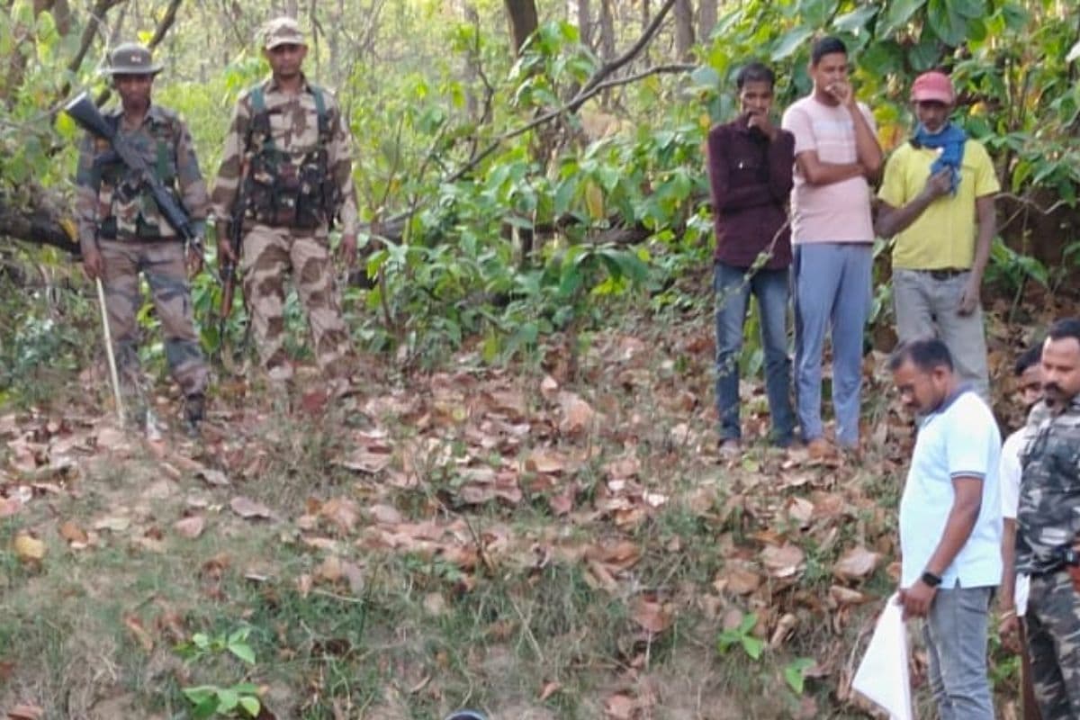 हजारीबाग में मातम: जिस घर में गूंजनी थी शहनाई, वहां से उठीं 3 अर्थियां, पुलिस पर लगा गुमराह करने का आरोप