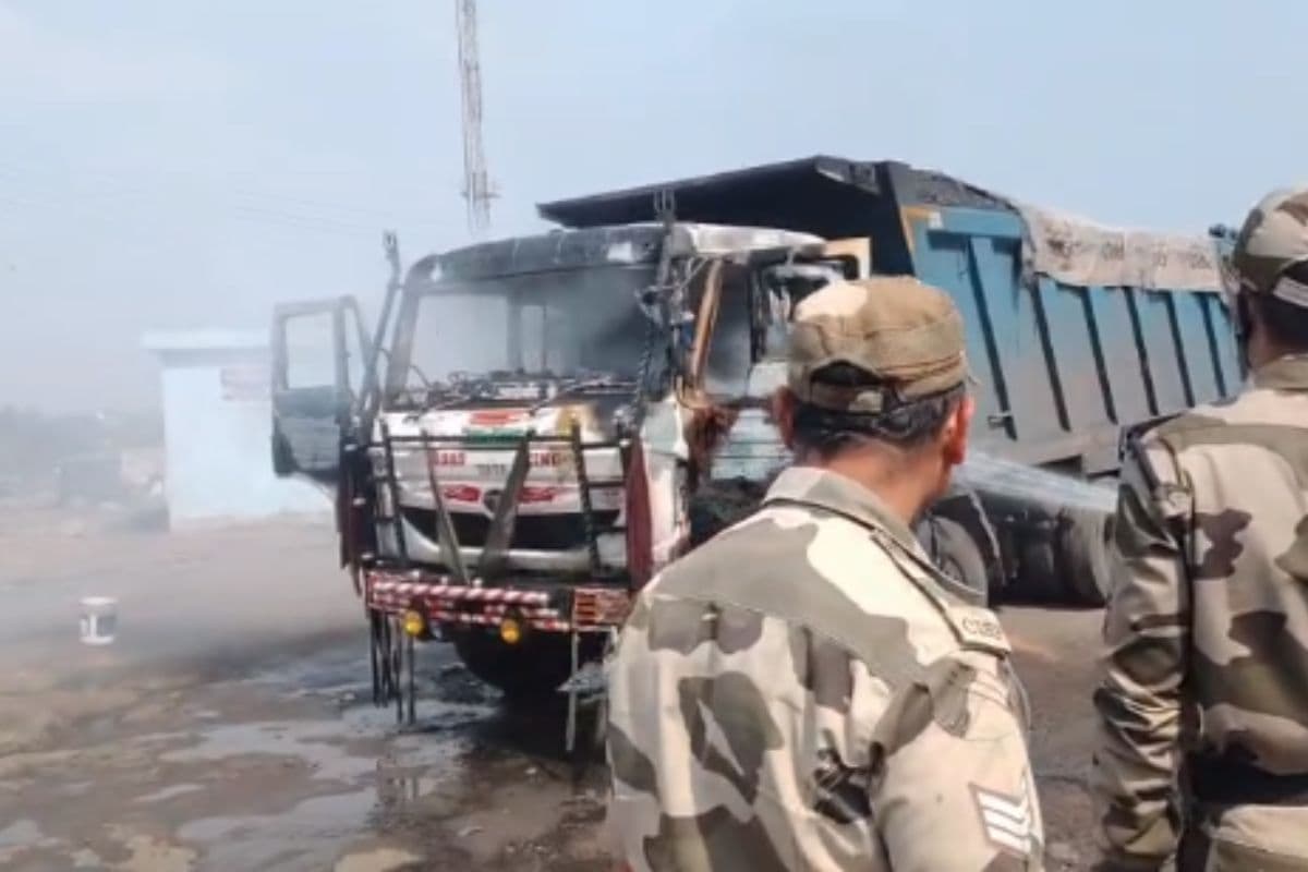 हजारीबाग के केरेडारी कोल माइंस में धूं-धूं कर जला हाइवा, ट्रांसपोर्टिंग के दौरान लगी आग, मची अफरा-तफरी