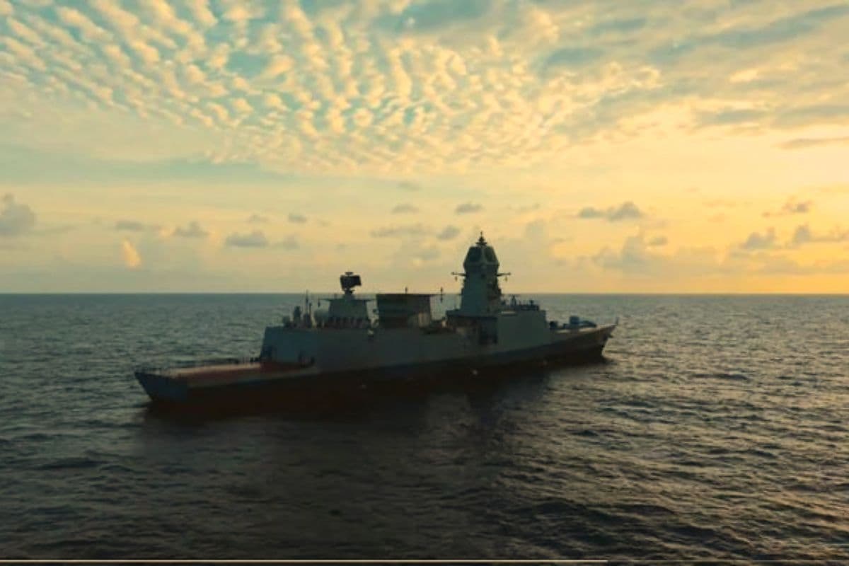 राजनाथ सिंह ने किया तारागिरी का कमीशनिंग, दुश्मनों को देगा मुंहतोड़ जवाब, बढ़ी समुद्री शक्ति