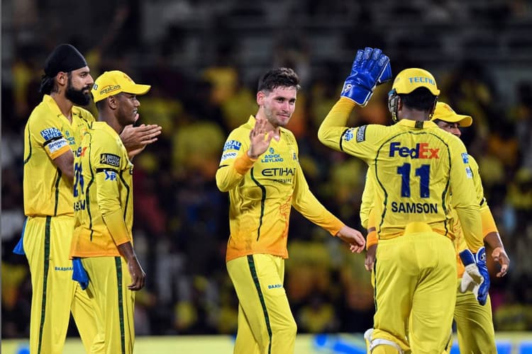 CSK की जीत से मुंबई को नुकसान, KKR का बुरा हाल, जानें पॉइंट्स टेबल का हाल