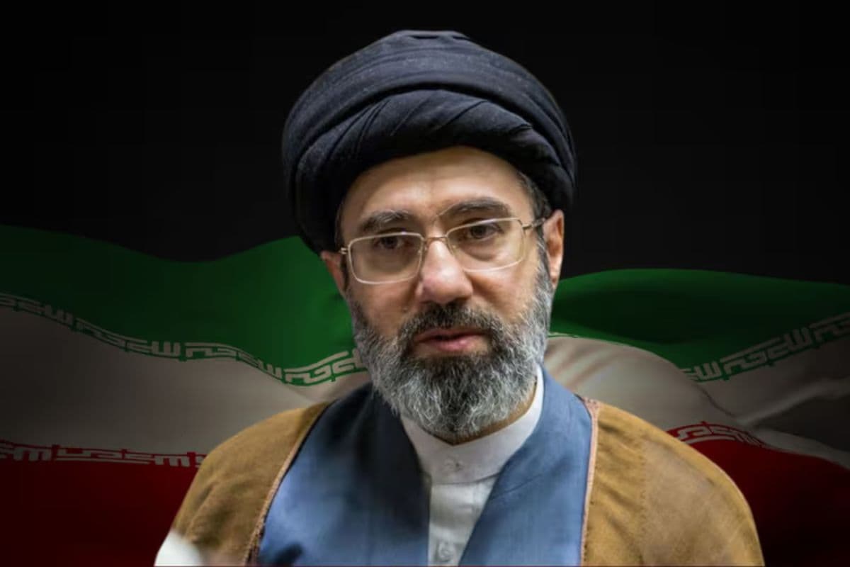 ईरान की दो टूक, कहा- सैन्य क्षमता पर कोई समझौता नहीं, सुप्रीम लीडर ने दी अमेरिका को चेतावनी