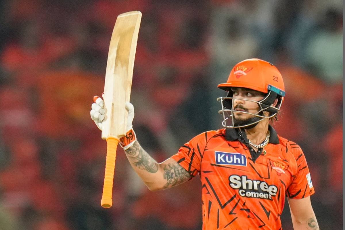 हवा में टंग गई गेंद और टूट गया ईशान किशन के शतक का सपना, RR को कूटा