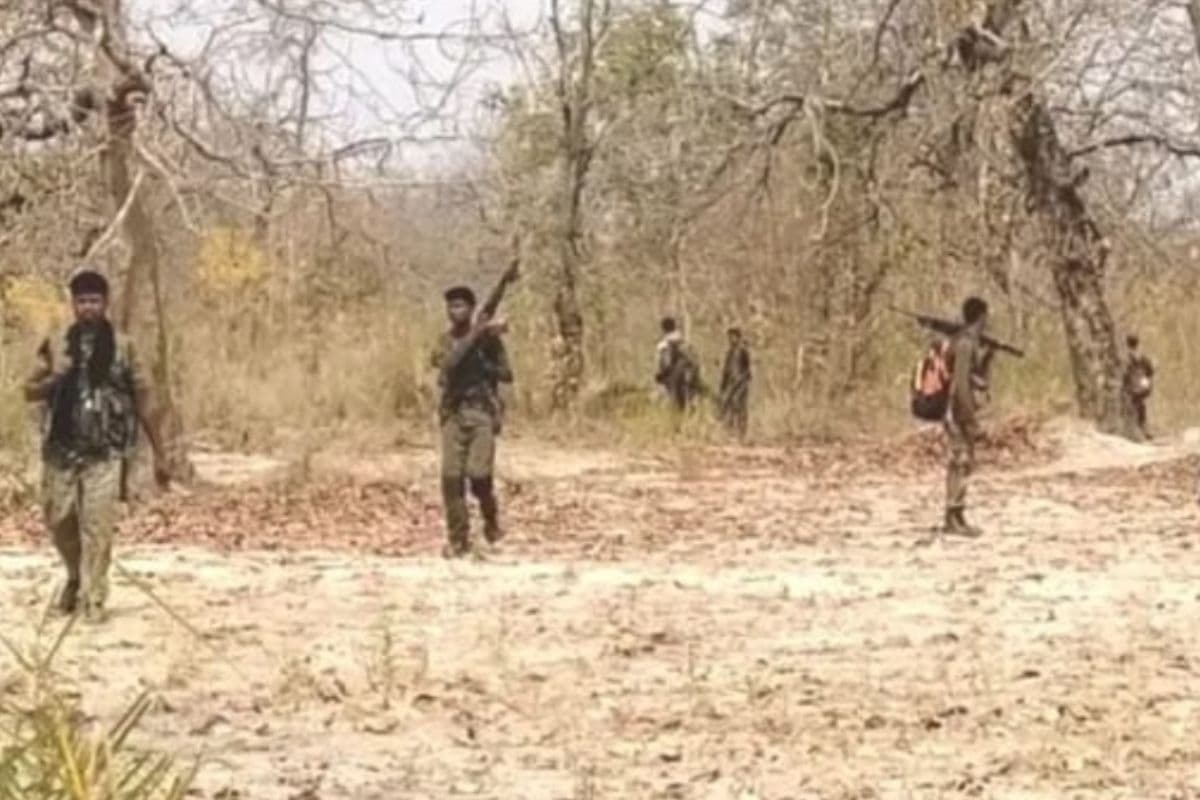 TSPC उग्रवादी को तगड़ा झटका: चतरा-केरेडारी बॉर्डर पर सुरक्षा बलों की सर्जिकल स्ट्राइक, 4 लोग ढेर