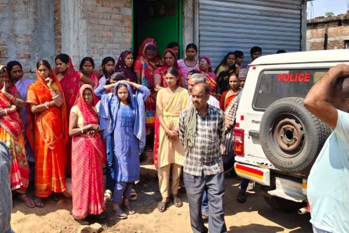 कोडरमा के तिलैया डैम के सामने एक कुएं से महिला का शव बरामद 