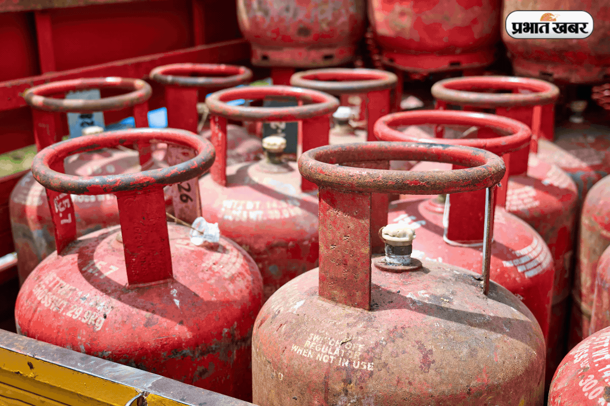 LPG पश्चिम एशिया संकट में 39,000 ने छोड़ा LPG, सरकार ने PNG और छोटे सिलेंडर बढ़ाए