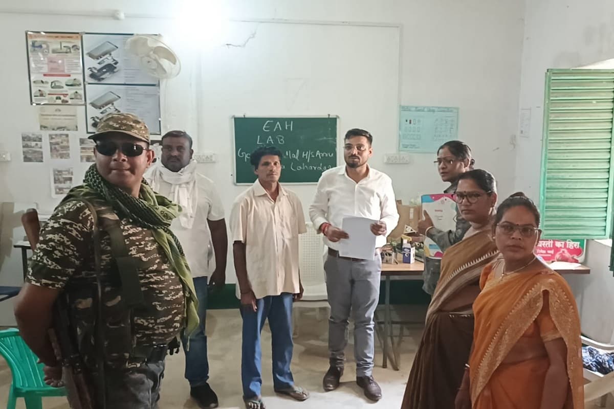 लोहरदगा के स्कूल में चोरी, प्रयोगशाला से लाखों के इलेक्ट्रॉनिक उपकरण गायब