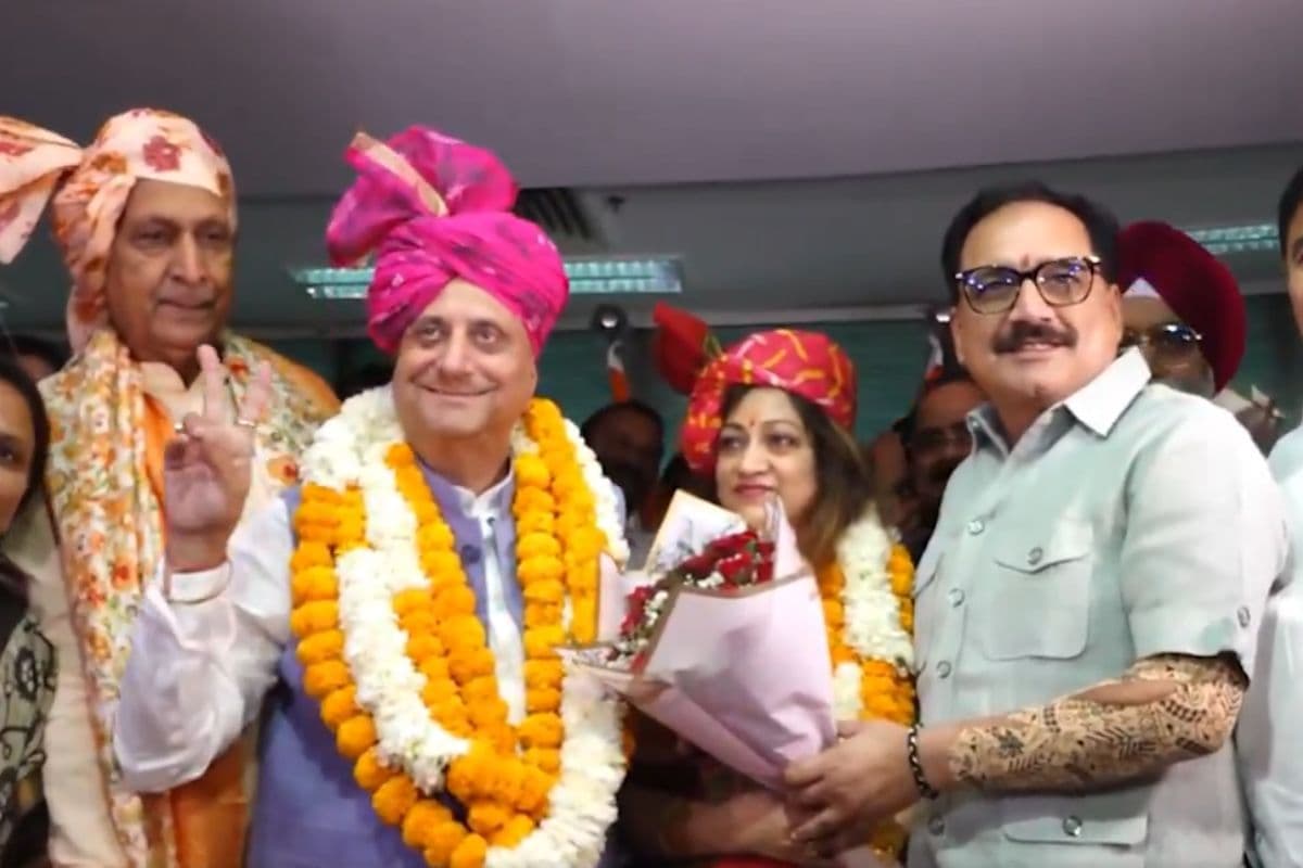 दिल्ली नगर निगम चुनाव: कौन हैं प्रवेश वाही? जो बने हैं MCD के नये मेयर