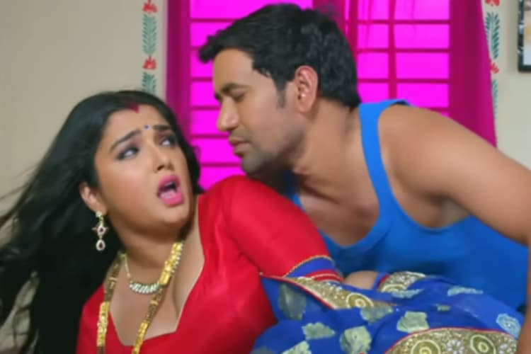 Khole Di Kevadiya Bhail Bhor में निरहुआ ने आम्रपाली को किया रोमांस से परेशान, गाना पसंद आया? तो अब पूरी फिल्म देखें